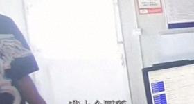 男生被家人忘在服务区 走到半路才发现少了个人