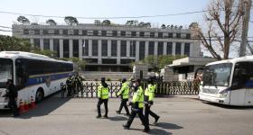 李在明遭遇暗杀威胁 韩国警方锁定两名嫌疑人