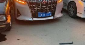 “未成年人租开宝马车，撞上百万豪车”？山东交警回应