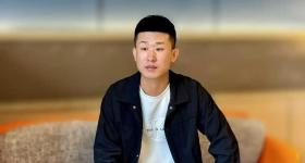 男子偷盗为儿治病，狱中得知儿子去世，骨灰撒在监狱旁