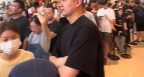 杭州一泡泡玛特新店开业2小时就关闭，商场最新回应来了