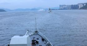 海军山东舰航母编队抵达香港