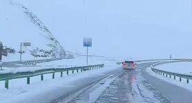 青海一地“七月飞雪”！网友直呼：想把太阳一脚踢给你