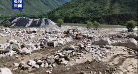 四川丹巴大雨引发多处山洪泥石流 已致4人失联