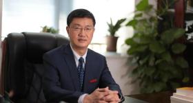 高校两名原副校长落马后，在任校长被查