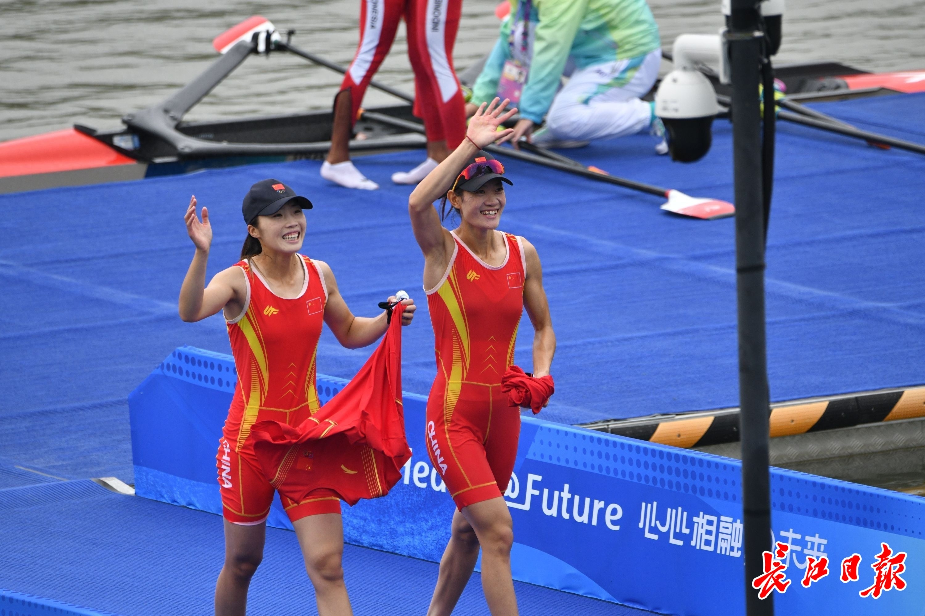 中国代表团夺亚运首金 已连续六届亚运会夺得赛会首金！