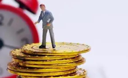 国企领导称取消周末:工资按月给的