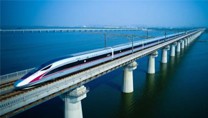 我国首条设计时速350公里跨海高铁开通